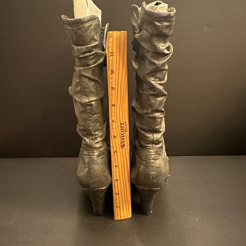 Madden Girl Heeled Gray Scrunch Boots - Picture 5 of 11